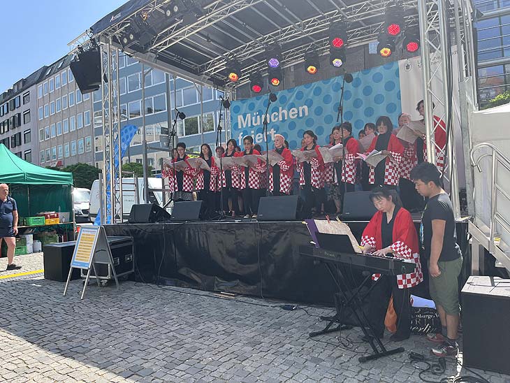 Programm und Bühne auf dem Rindermarkt (©Foto. Martin Schmitz)